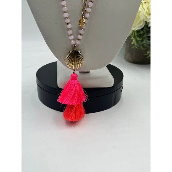 Lilly Pulitzer Gold‎ Pave Shell Pink Beaded Vibrant Bright Tassel Long Necklace - Picture 4 of 10